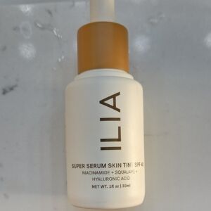 ILIA Super Serum Skin Tint SPF 40 - Morgat ST11.5